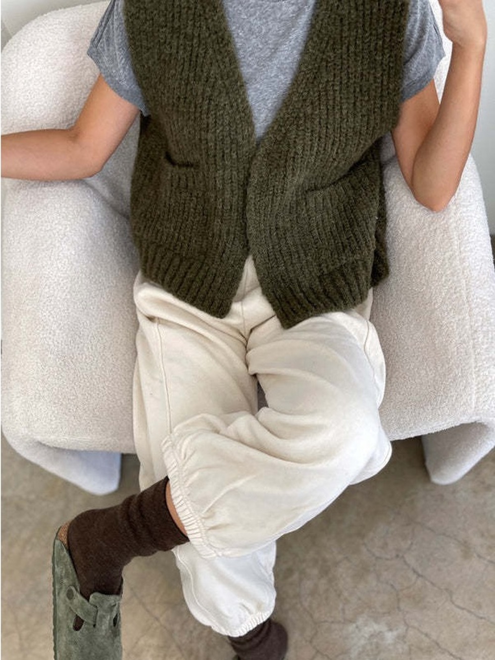 Le Bon Shoppe Alpaca Grandpa Vest - Olive